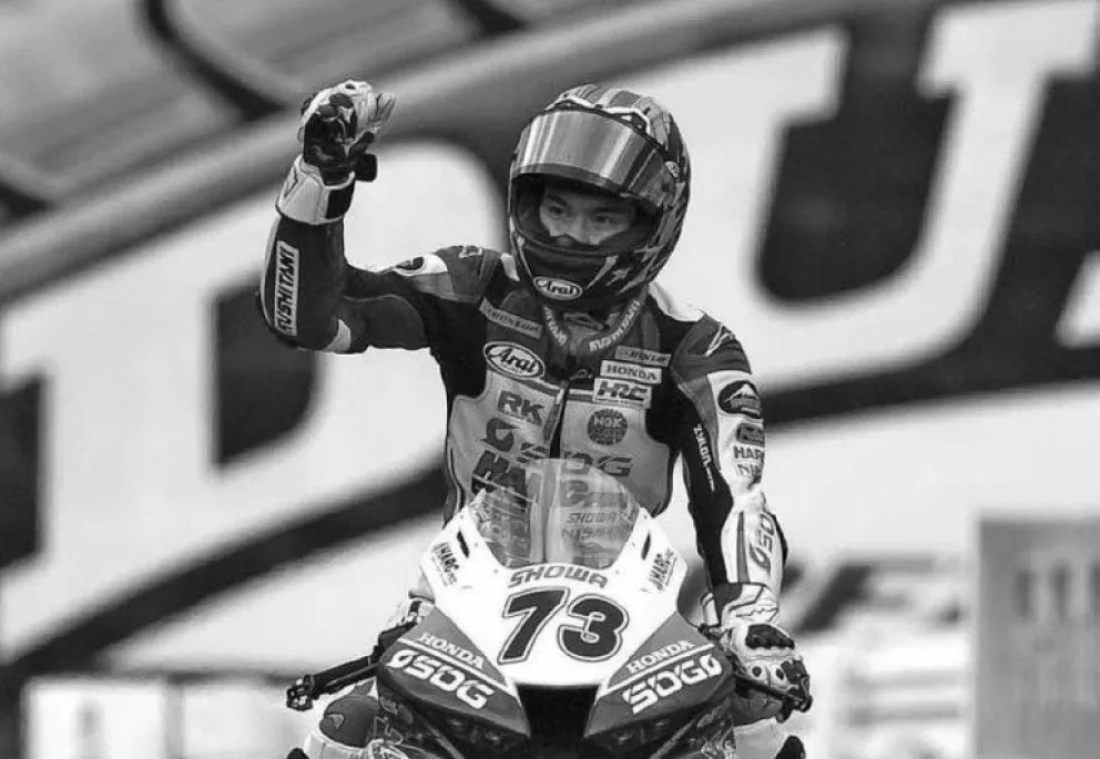 Luto en el motociclismo: murió un piloto de 22 años tras sufrir un grave accidente