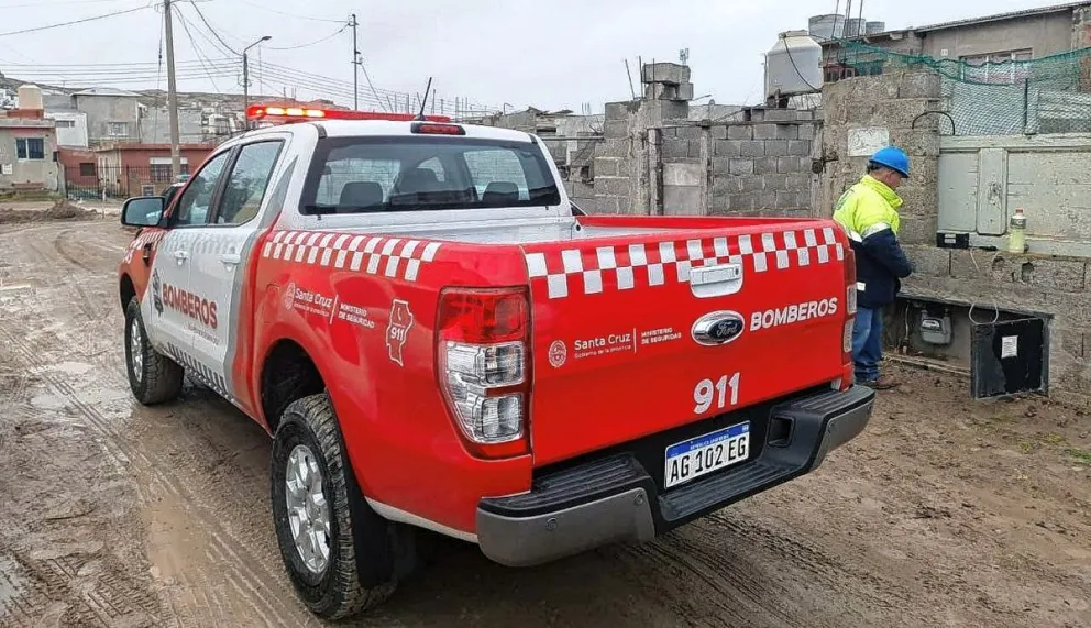 Tragedia en Puerto Deseado: fallece una pareja y su hijo de tres años por un escape de gas