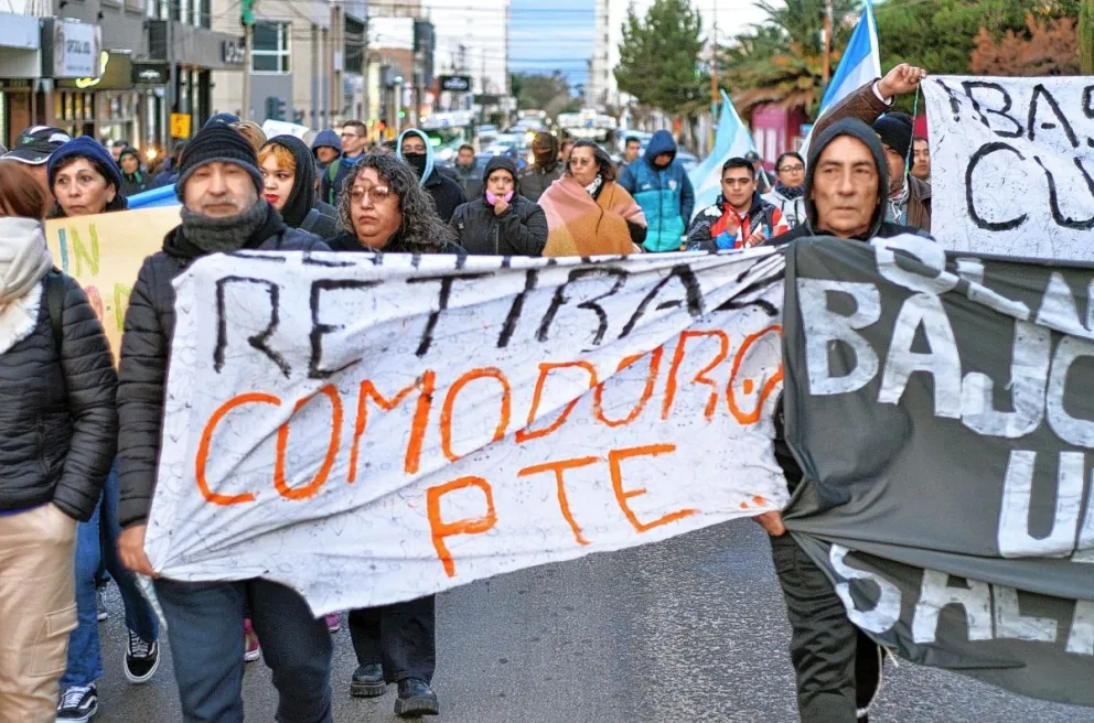 Policías continúan reclamando por mejoras salariales: “Basta de cuotas”