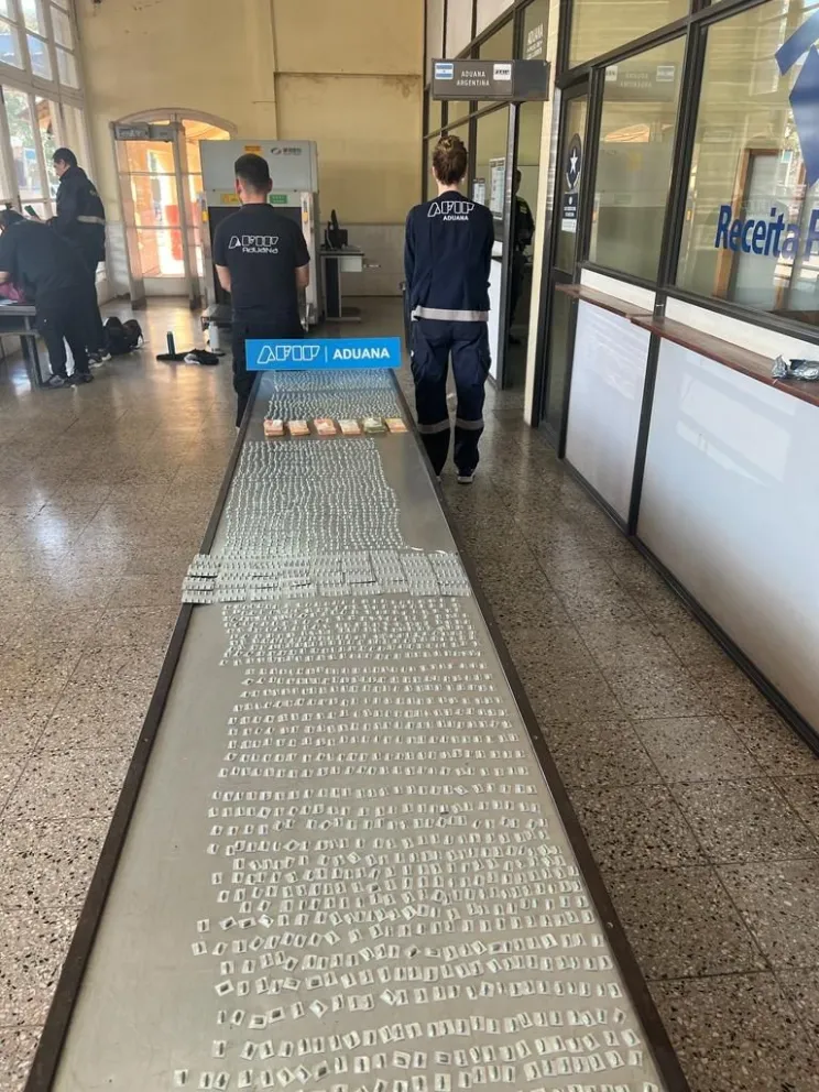 La Aduana impidió el ingreso de 3100 pastillas de “la droga de la violación” valuadas en más de $2 millones