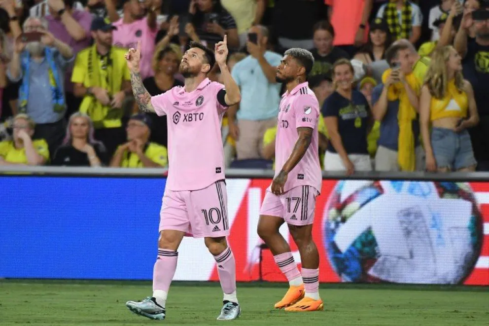 Messi corona su felicidad