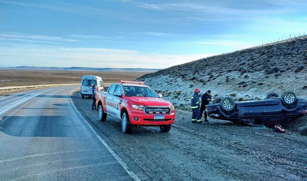 A causa de la escarcha se registró nuevo vuelco sobre la ruta 3