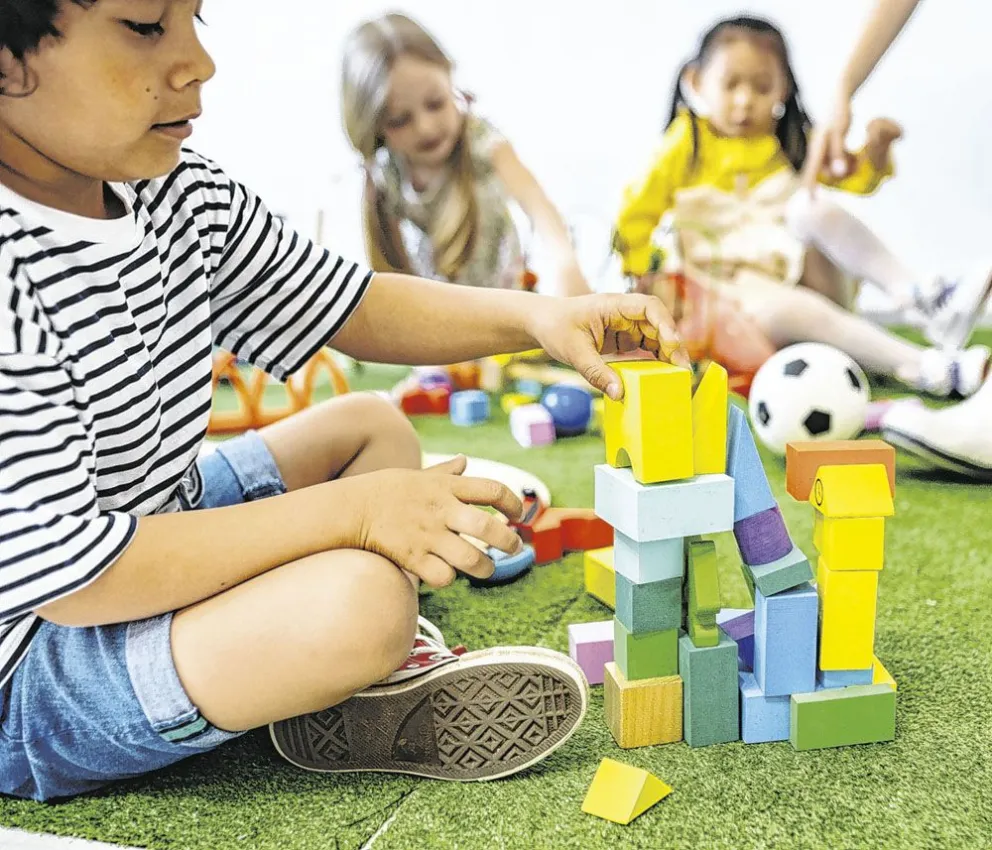 Infancias felices, y cómo lograrlas 