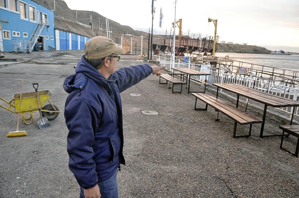 Marejada inédita: las olas provocaron destrozos costeros en diferentes sectores de la ciudad