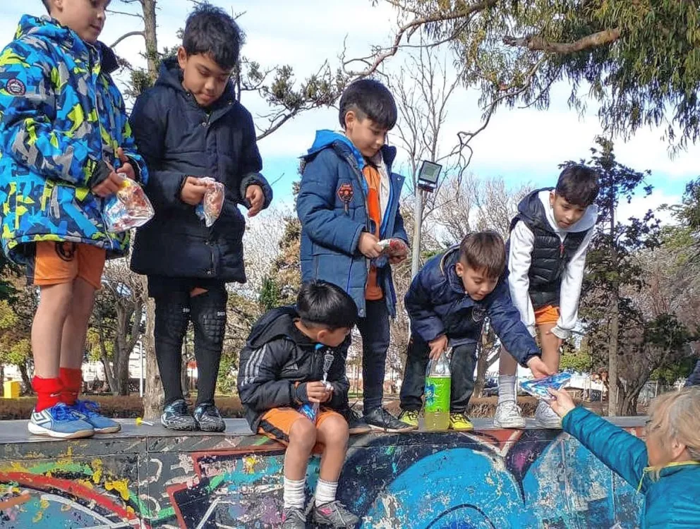 FM del Pueblo volvió a la calle para celebrar el Día del Niño
