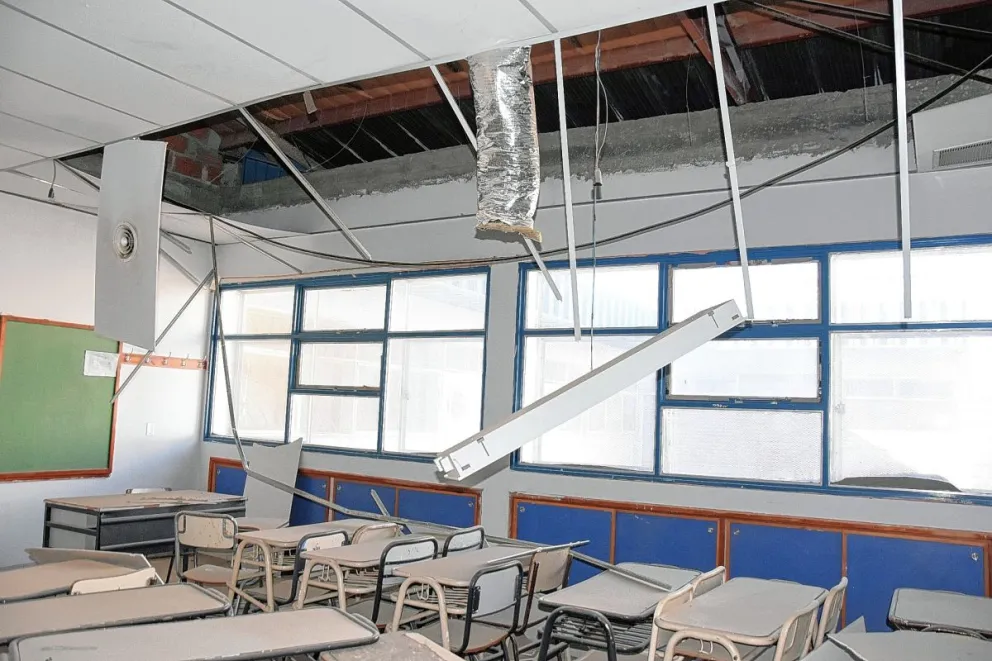 Más de 100 estudiantes de la Escuela Nº 723 afectados por la inhabilitación de aulas dañadas por el temporal