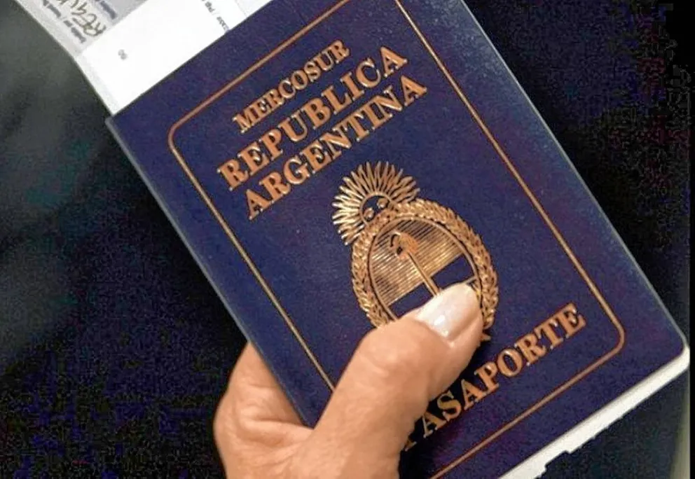 El Renaper aumentó el costo del pasaporte