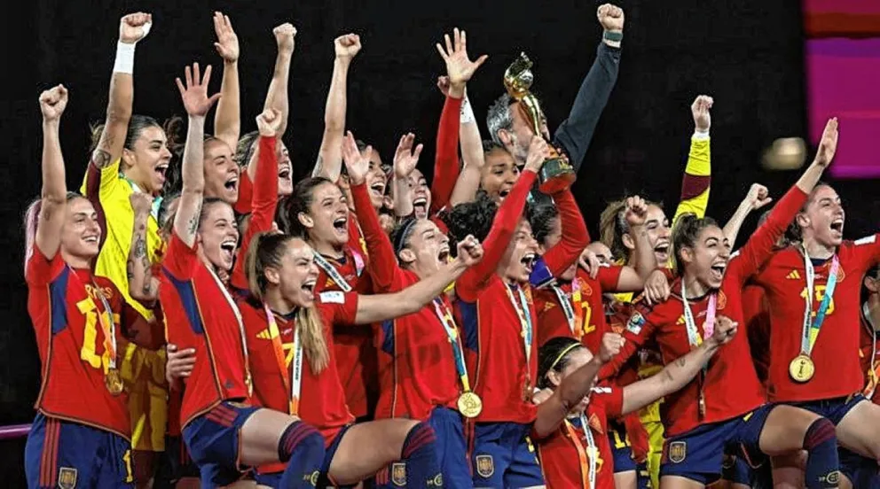 La selección española femenina comunicó que no volverán a jugar hasta que renuncie Rubiales
