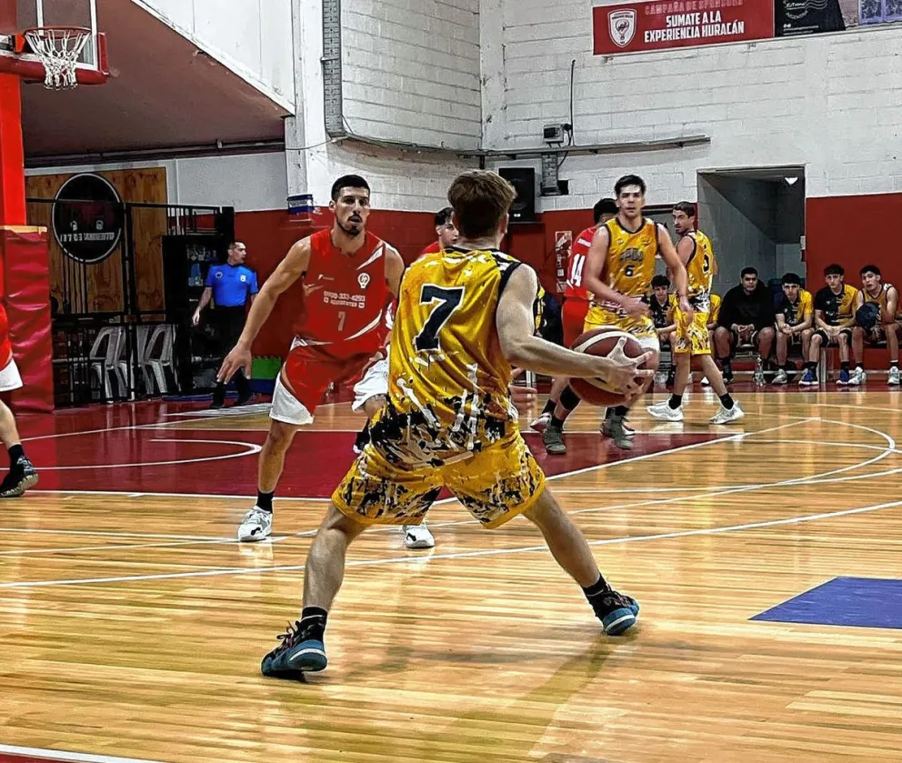 Con el debut de Diego Romero, Náutico recibe a Federación