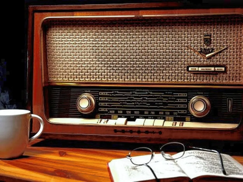 Día de la Radio en la Argentina como homenaje a “los locos de la azotea”