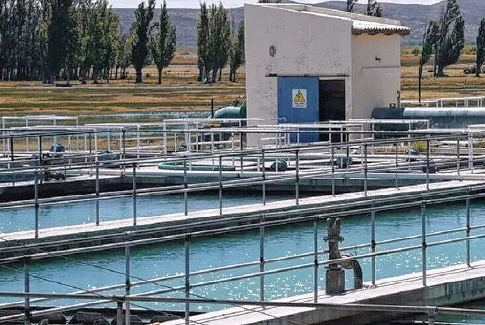 Otras 24 horas sin agua para recuperar reservas y por la persistente turbiedad del lago Musters