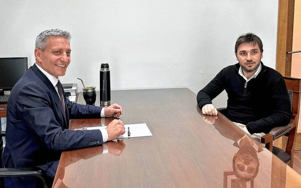 Arcioni recibió a Torres en Comodoro para definir puntos específicos de cara al proceso de transición