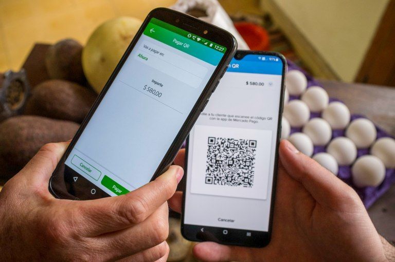 Empieza a regir la obligatoriedad para que los códigos QR acepten pagos con tarjeta desde cualquier billetera virtual