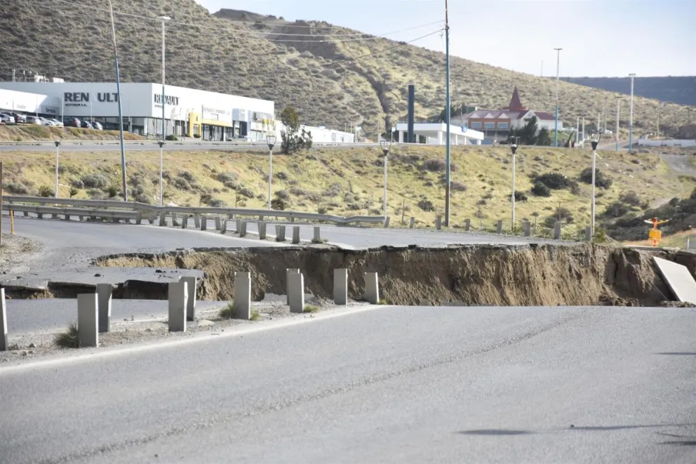 Habilitaron el camino Centenario para la doble circulación y también por allí circularán los colectivos urbanos