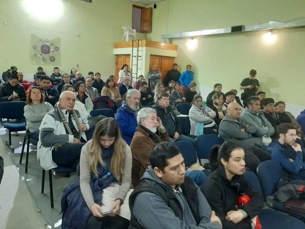 La FECHCOOP presente en la audiencia pública por el interconectado provincial