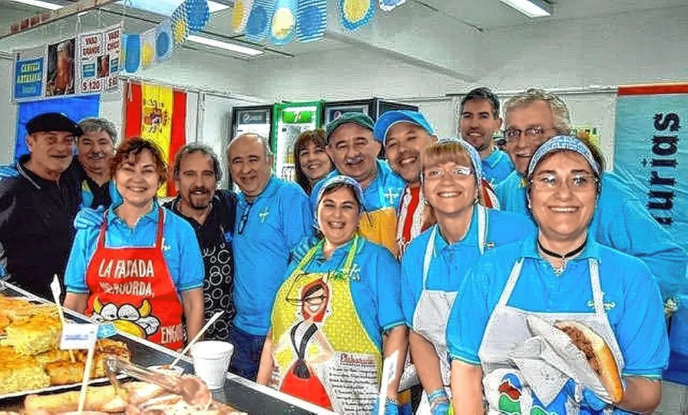 Tradicional fabada del Centro Asturiano celebrando sus 101 años de historia