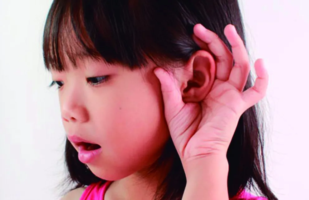 "No escucho bien…"