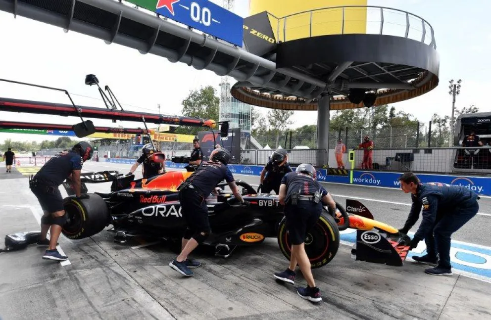 Verstappen inicia la búsqueda de un récord de triunfos seguidos con el mejor tiempo en Monza