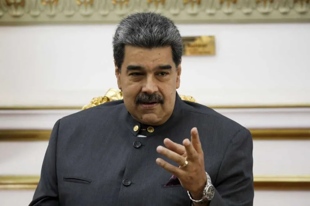 Maduro organiza una milicia popular para "defender la soberanía"