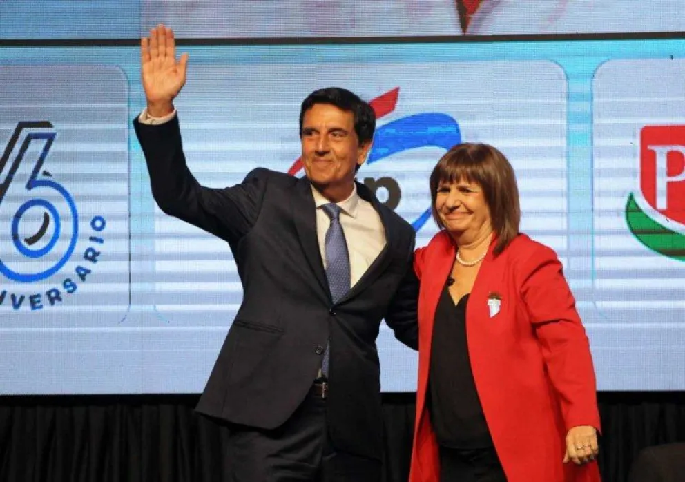 Massa se topa con gobernadores díscolos, mientras Bullrich relanza su campaña con Melconian como mariscal de campo