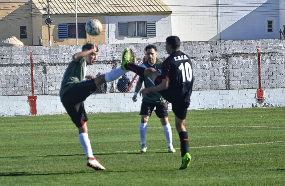 Ameghino ganó el duelo con el último tiro