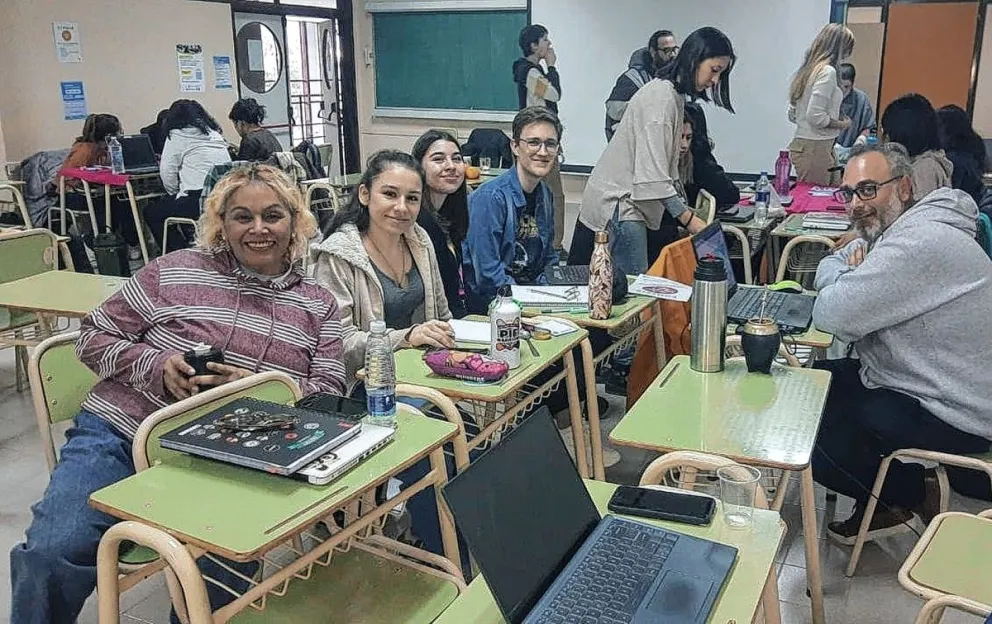 Estudiantes de la UNPSJB ganaron el primer puesto del concurso “Comunicaton 2030”
