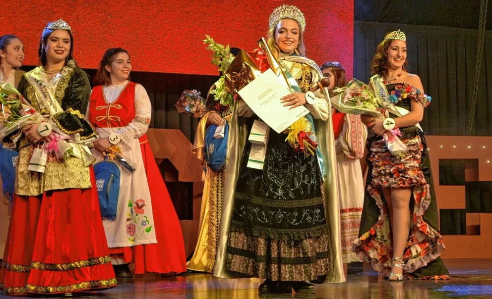 María Victoria Medori Silvestre es la nueva Reina Nacional de Fedecomex