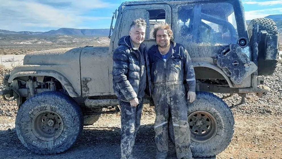 Salieron a probar un jeep y quedaron varados en Rocas Coloradas: lo hallaron dos días después