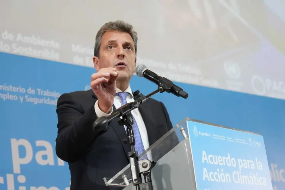 Massa prometió eliminar el impuesto a las Ganancias en caso de llegar a ser Presidente