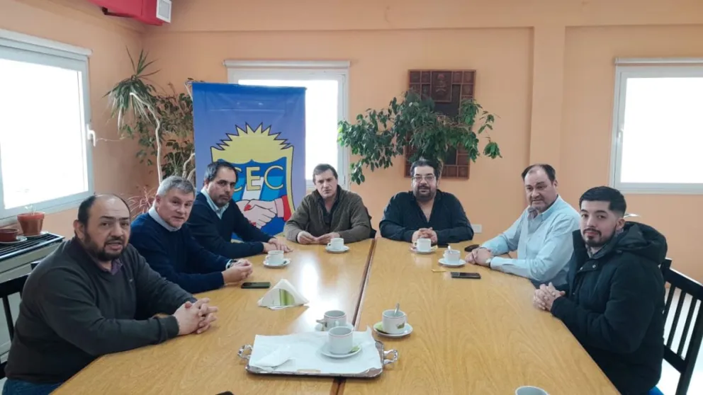 El Municipio y el sector comercial analizan estrategias para facilitar el acceso de los empleados de zona norte a sus trabajos