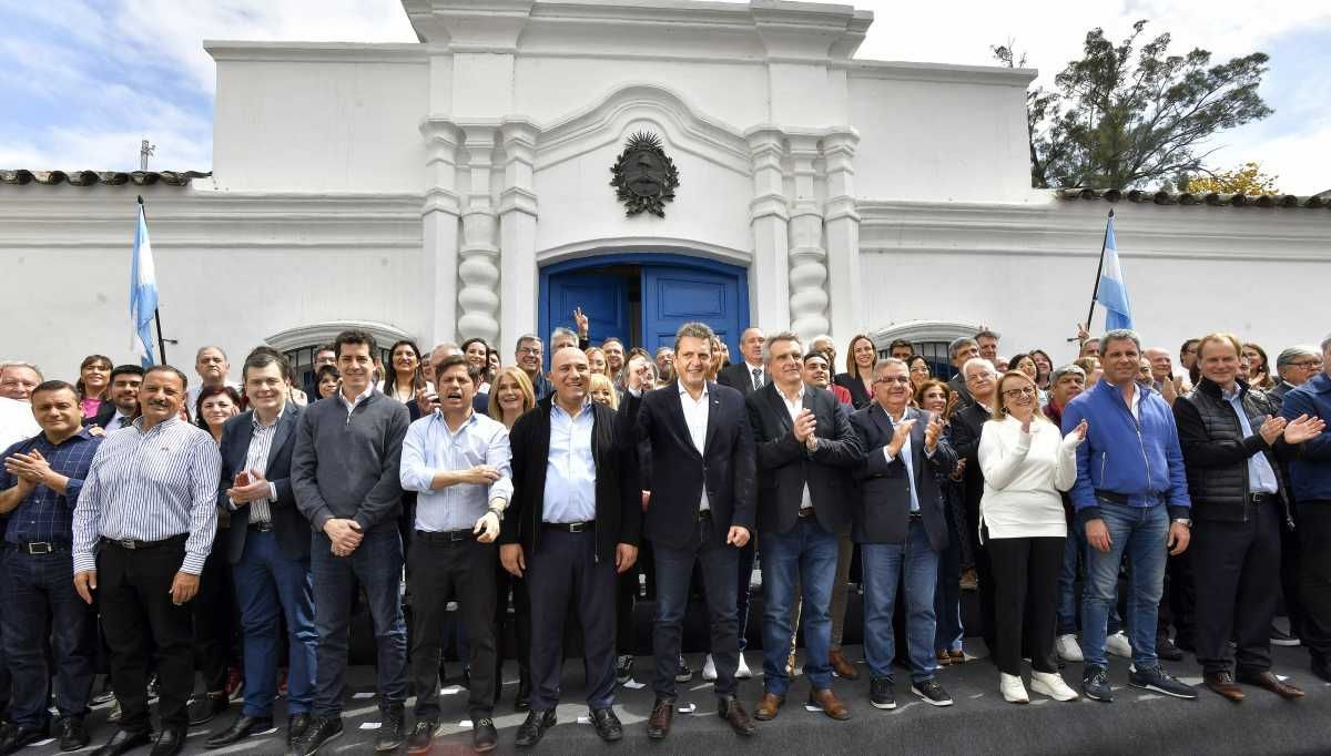 Massa relanzó su campaña en Tucumán: "Ahora que jugamos por los porotos van a ver al peronismo en la cancha"