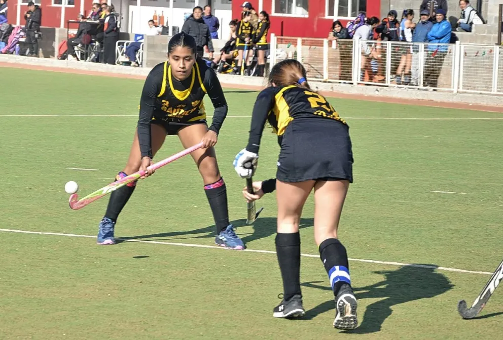 Tres equipos viajan a Cipolletti