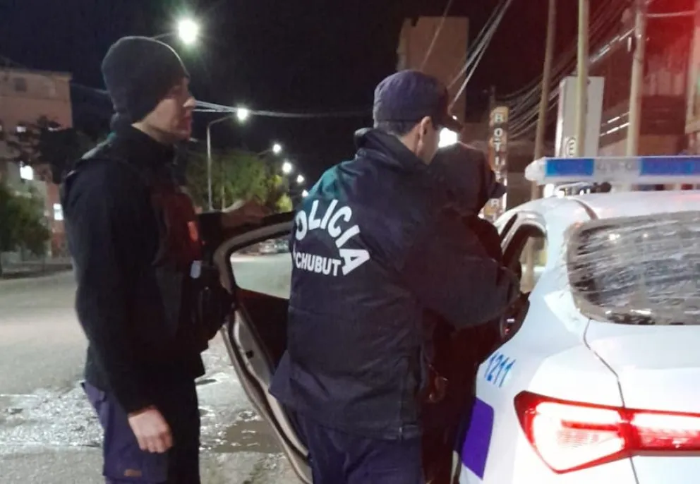 Ocasionó disturbios y fue detenido