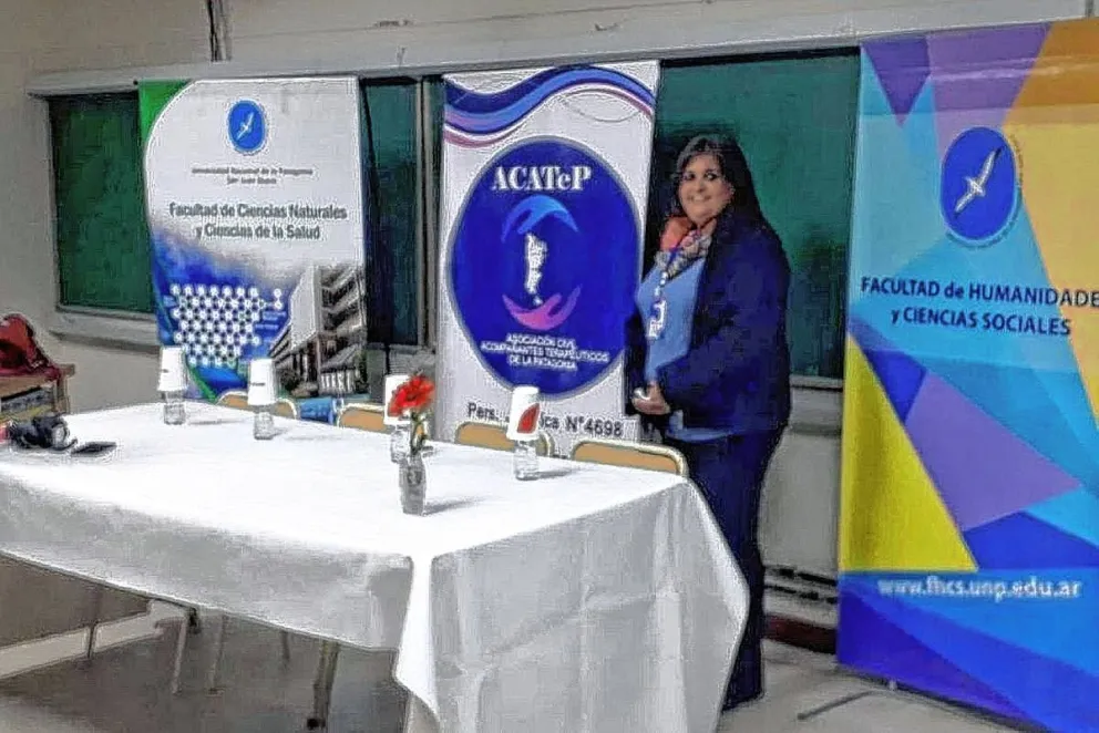Dura controversia por una modificación de la ley de acompañantes terapéuticos