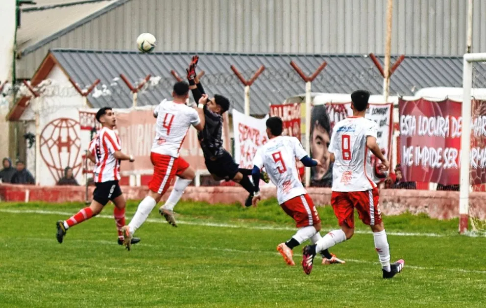 Auspicioso estreno de Huracán