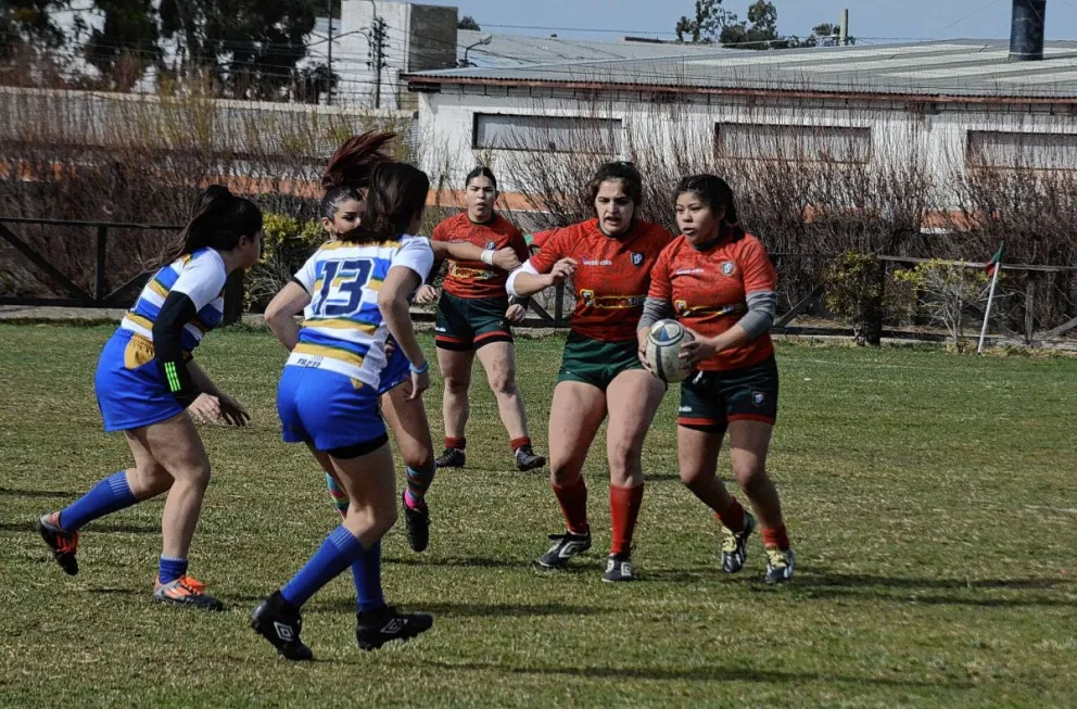 El femenino juega en Astra