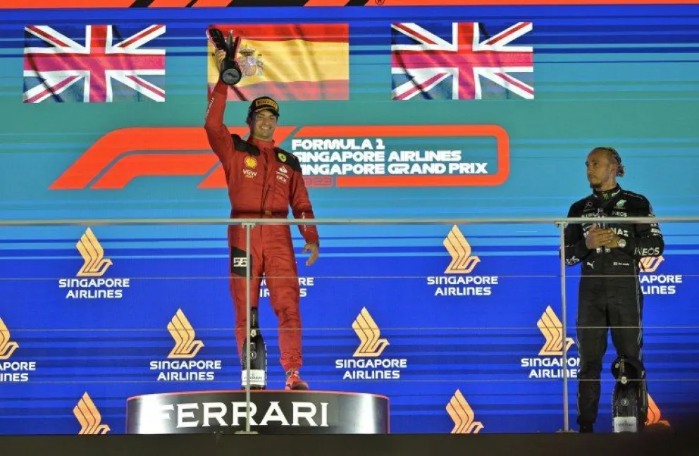 Sainz cortó la racha de Verstappen y se quedó con el Gran Premio de Singapur de la Fórmula 1