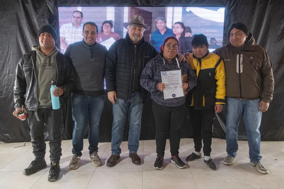 Nuevo aniversario de la vecinal y el club del barrio René Favaloro