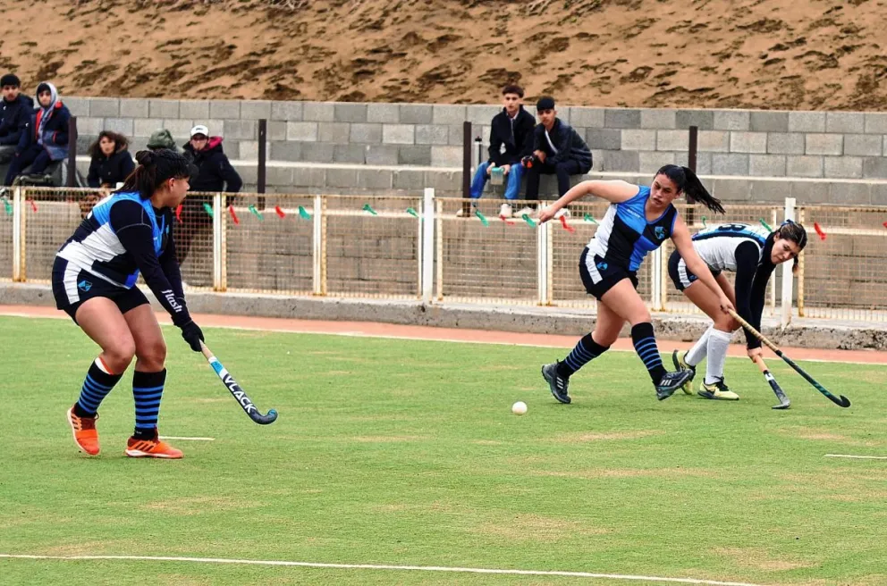 Arrancan las finales del Clausura de Césped