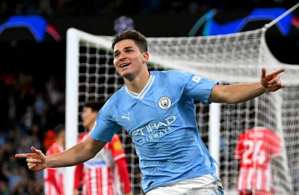 Video: doblete de Julián Álvarez para el Manchester City ante el Estrella Roja de Belgrado