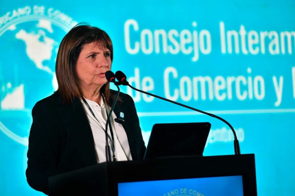 Bullrich cruzó a Massa por Ganancias y deslizó una crítica a Milei: "No somos aventureros"