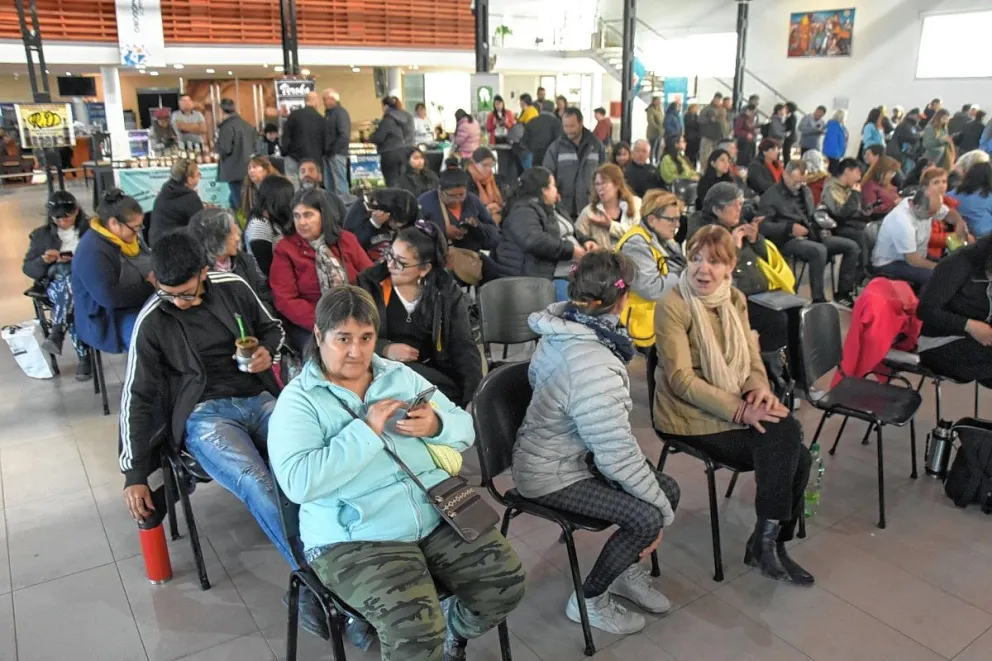 La era del compostaje: “Concientizamos a la gente a que se anime a hacer compostaje, es muy simple”