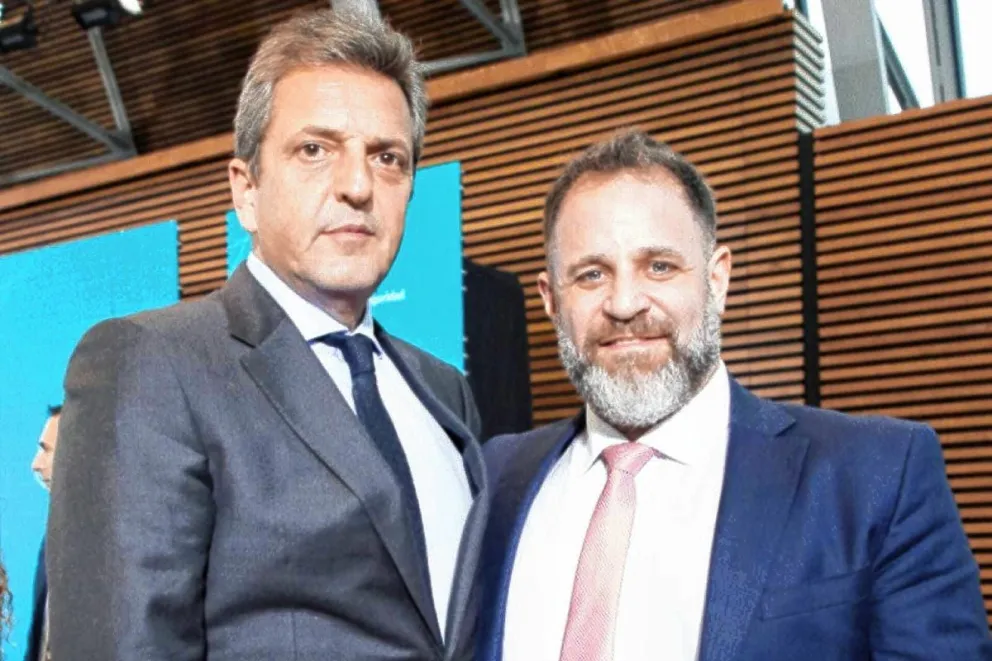 Glinski con Massa en la firma de acuerdo de cooperación en seguridad con Estados Unidos