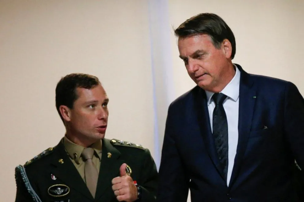 Un asesor dijo que Bolsonaro planteó a militares un golpe de Estado en Brasil