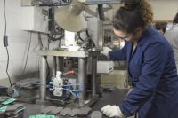 Industria pyme: retrocedió 5% anual en agosto y suma tres meses consecutivos de caída