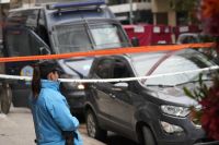 Motochorros le robaron la camioneta a un diplomático turco en Palermo y uno fue abatido por la Policía