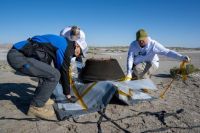 Cayó al desierto de Utah en paracaídas la primera muestra de un asteroide obtenida por la NASA