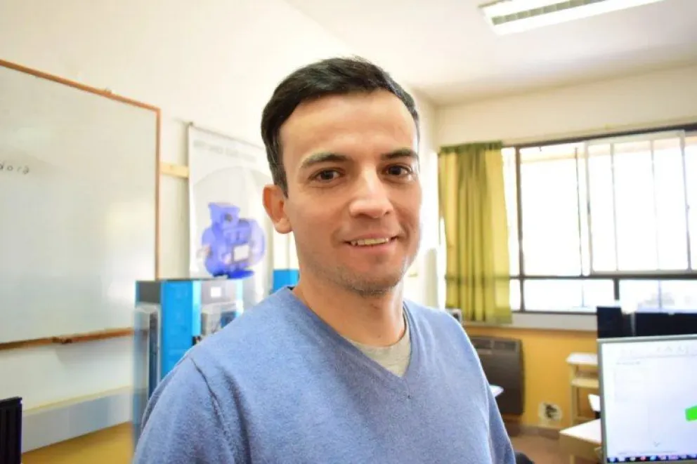 Un profesor de Bariloche fue seleccionado entre los 50 mejores docentes del mundo