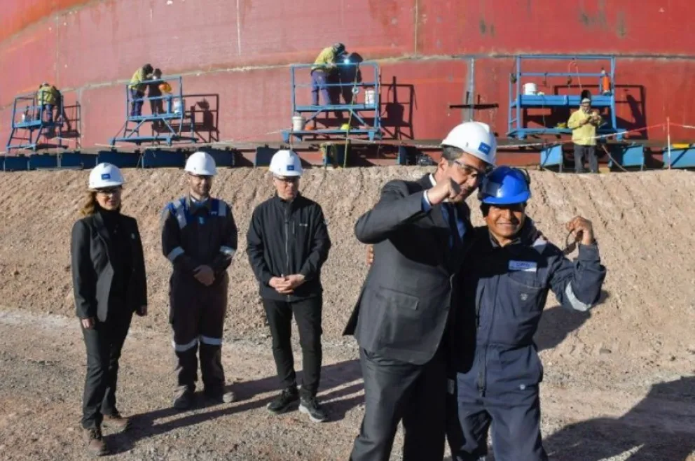 Massa lanzó el "dólar Vaca Muerta" y espera una liquidación de US$1.200 millones