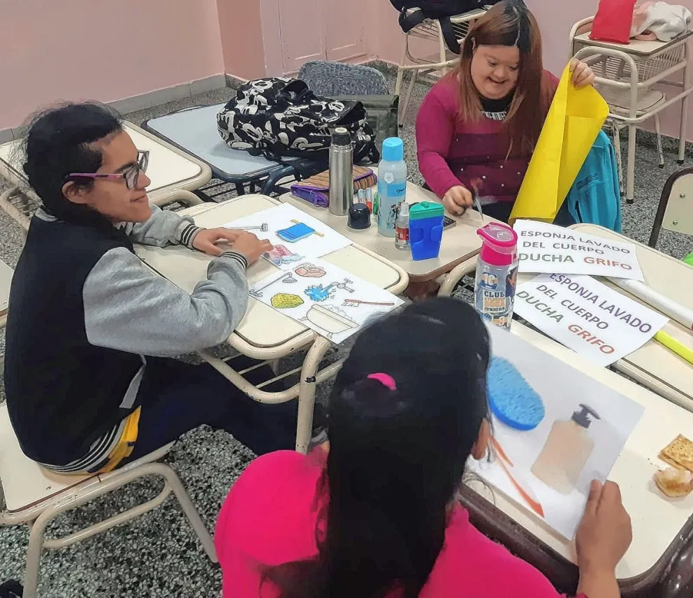 Educación para Jóvenes y Adultos: La Escuela 614 invita a su muestra anual